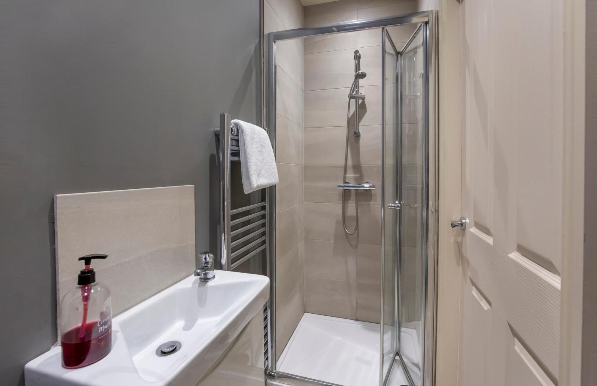 Patrick'S Pool- 4 Bedroom,4 Bathroom, Most Central Luxury Townhouse! York Luaran gambar